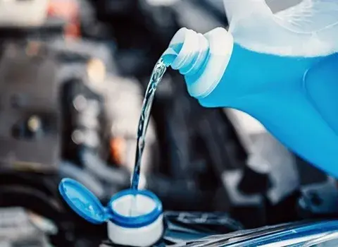 نحوه استفاده و مصرف شیشه شوی خودرو و ماشین+ آموزش گام به گام نحوه استفاده و مصرف شیشه شوی خودرو و ماشین+ آموزش گام به گام