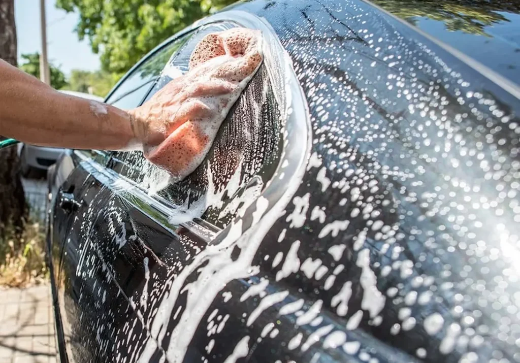 5 تا از بهترین برند مایع شیشه شور خودرو و ماشین 5 تا از بهترین برند مایع شیشه شور خودرو و ماشین