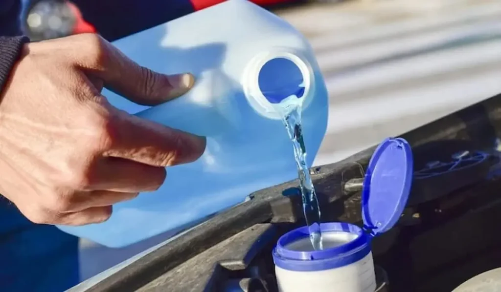 نحوه استفاده و مصرف شیشه شوی خودرو و ماشین+ آموزش گام به گام